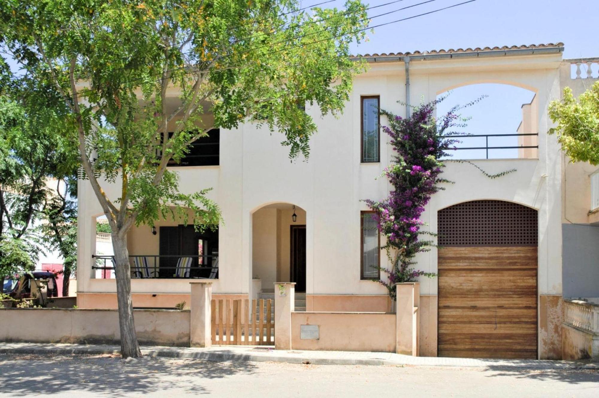 Typical Majorcan House In Illot * S'Illot (Mallorca)