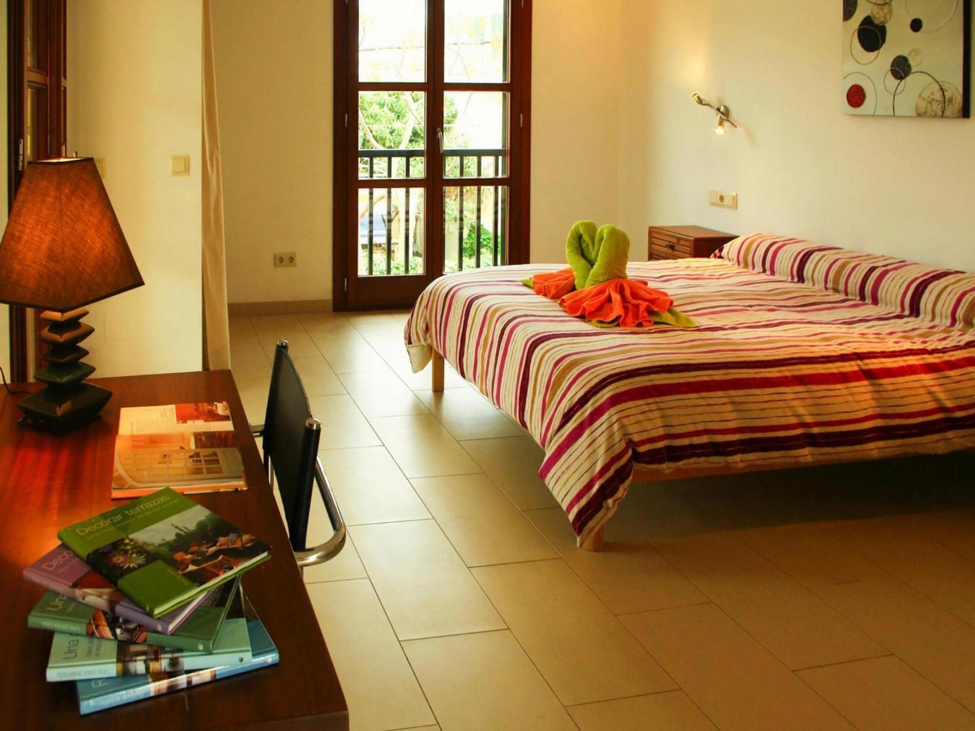 Typical Majorcan House In Illot * S'Illot (Mallorca)